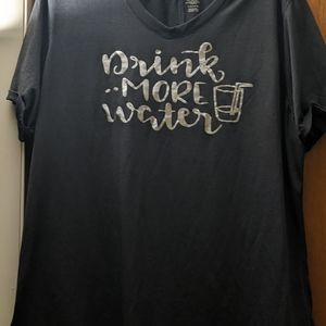 Workout T-Shirt "Drink More Water"